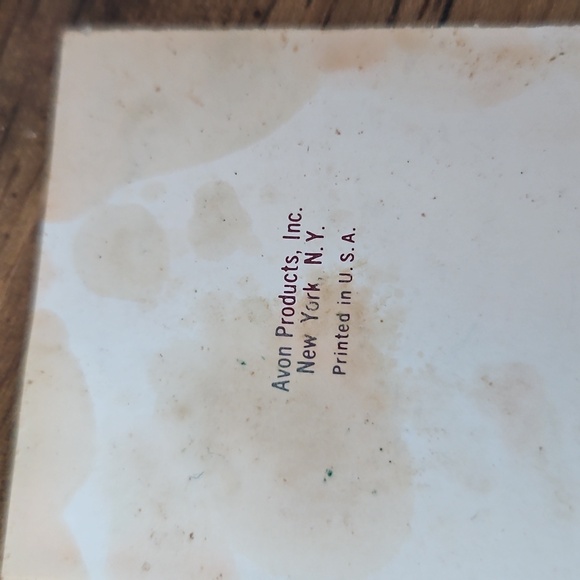 Vintage Avon Cameo Solid Perfume Compact - Picture 9 of 9